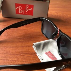 Ray Ban Wayfarer (New)